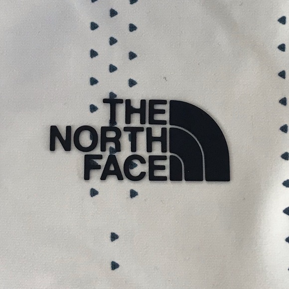 New The North Face Womens Wynes Quad Pocket Jacket, White & Navy Hooded Coat, M - Picture 12 of 16